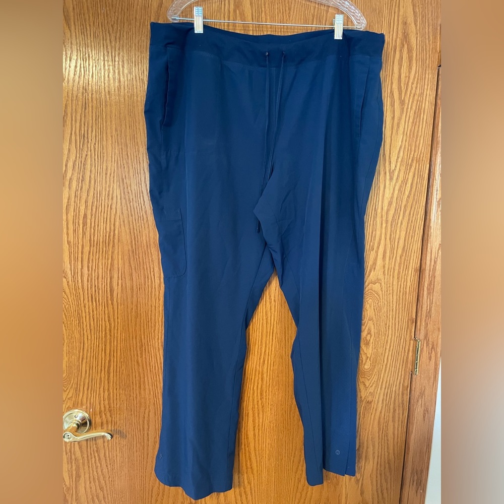Navy blue scrub pants size XL